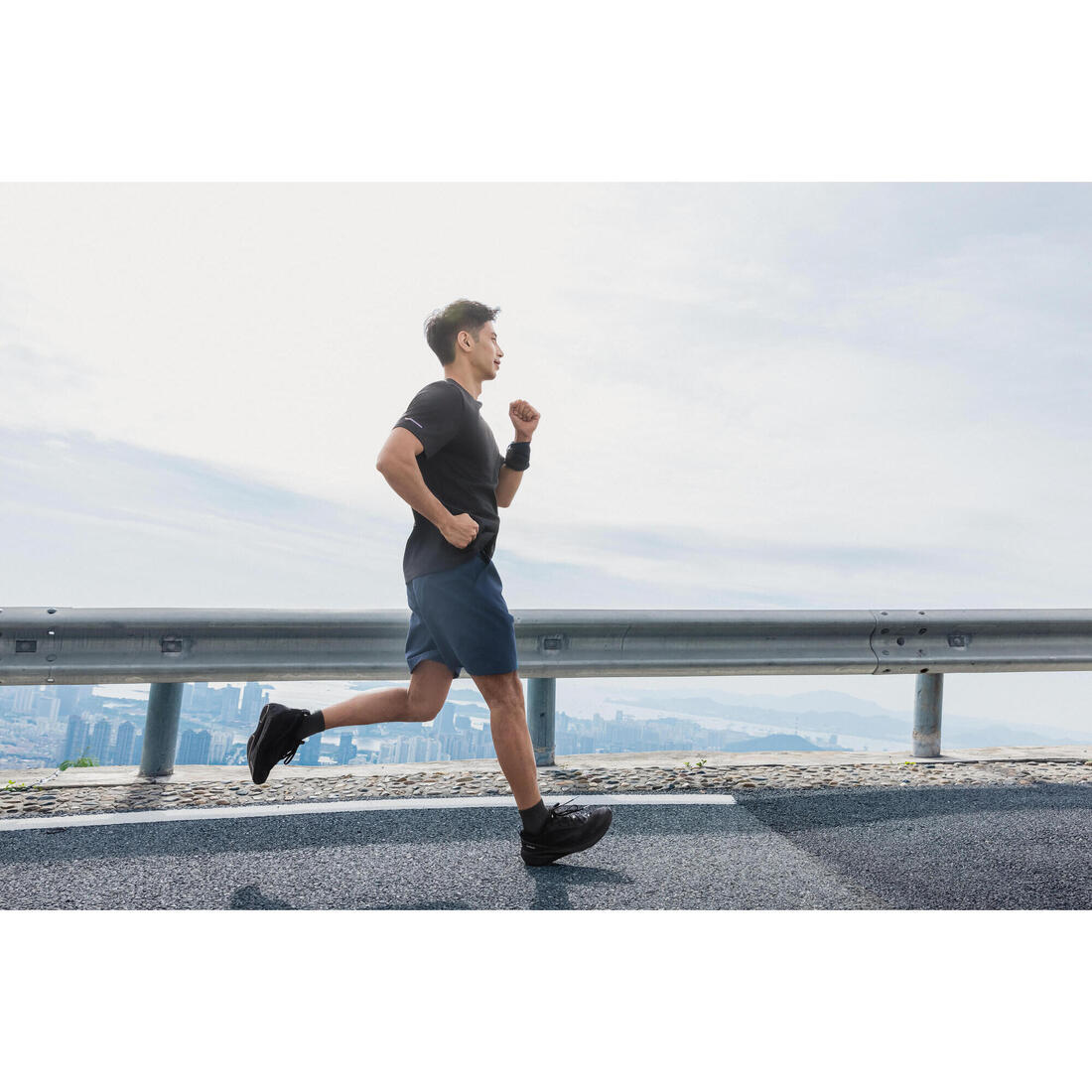 CHAUSSETTES DE RUNNING KIPRUN Run900 STRAP noires