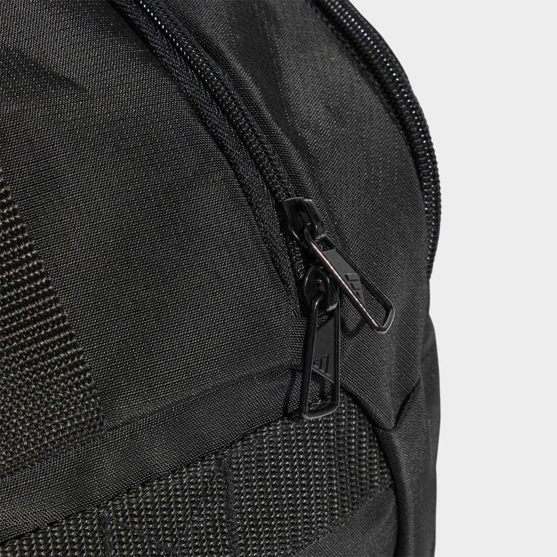 Sac de sport adidas Defender Duffel 22,5 L