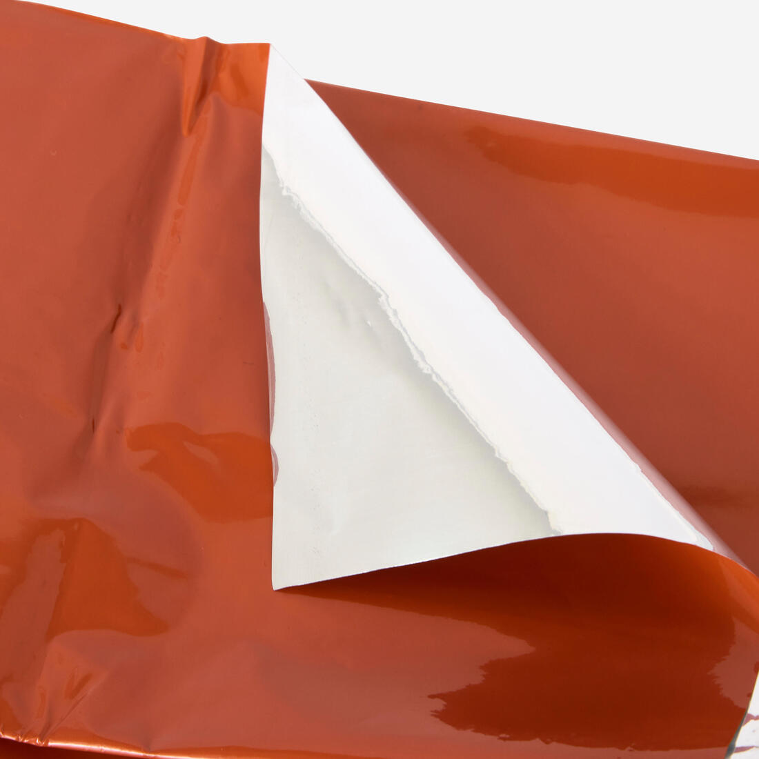 Couverture de survie réutilisable
