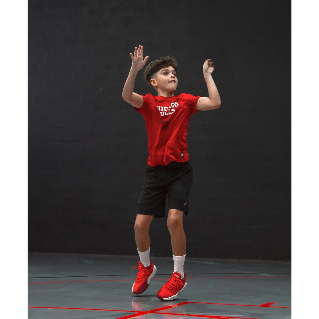 Chaussures de basketball NBA Chicago Bulls enfant - FAST 900 LOW-1
