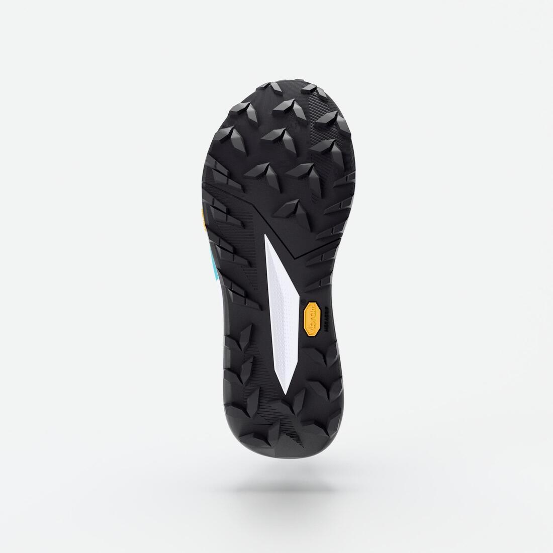Chaussures de running trail femme, Kiprun kipsummit max gris et