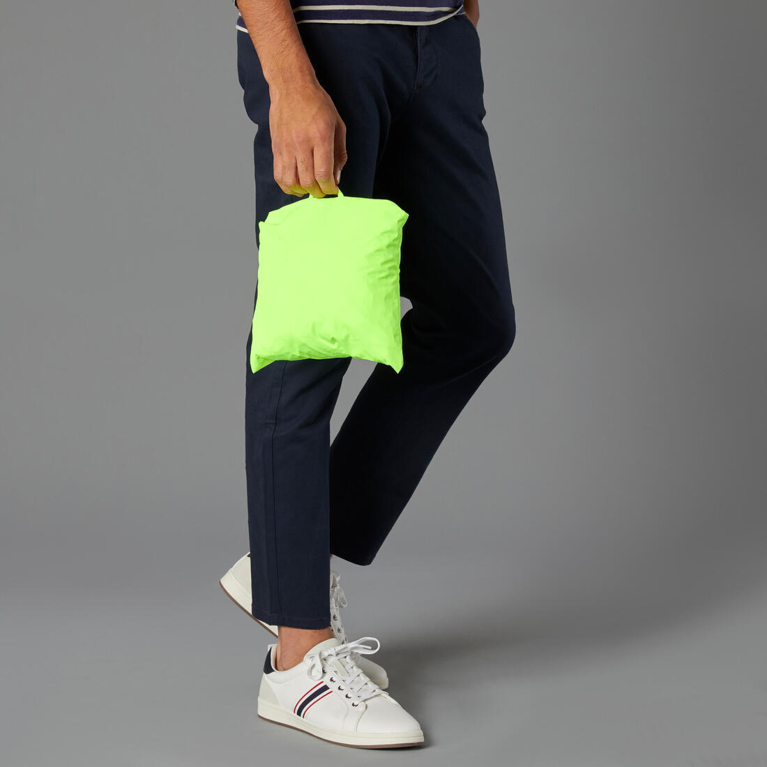 VESTE PLUIE VELO VILLE HOMME 120 JAUNE FLUO CERTIFIÉE EPI VISIBILITÉ JOUR