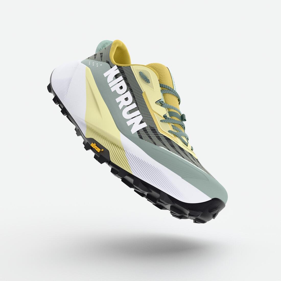 Chaussures de running trail femme, Kiprun kipsummit max gris et