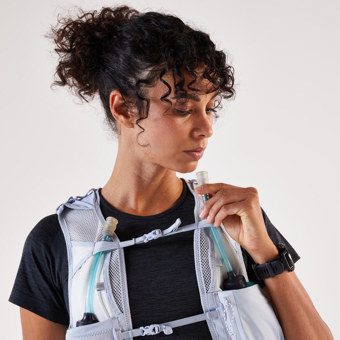 Sac trail running femme + 2 flasques 500ml incluses - KIPRUN 900 8L W