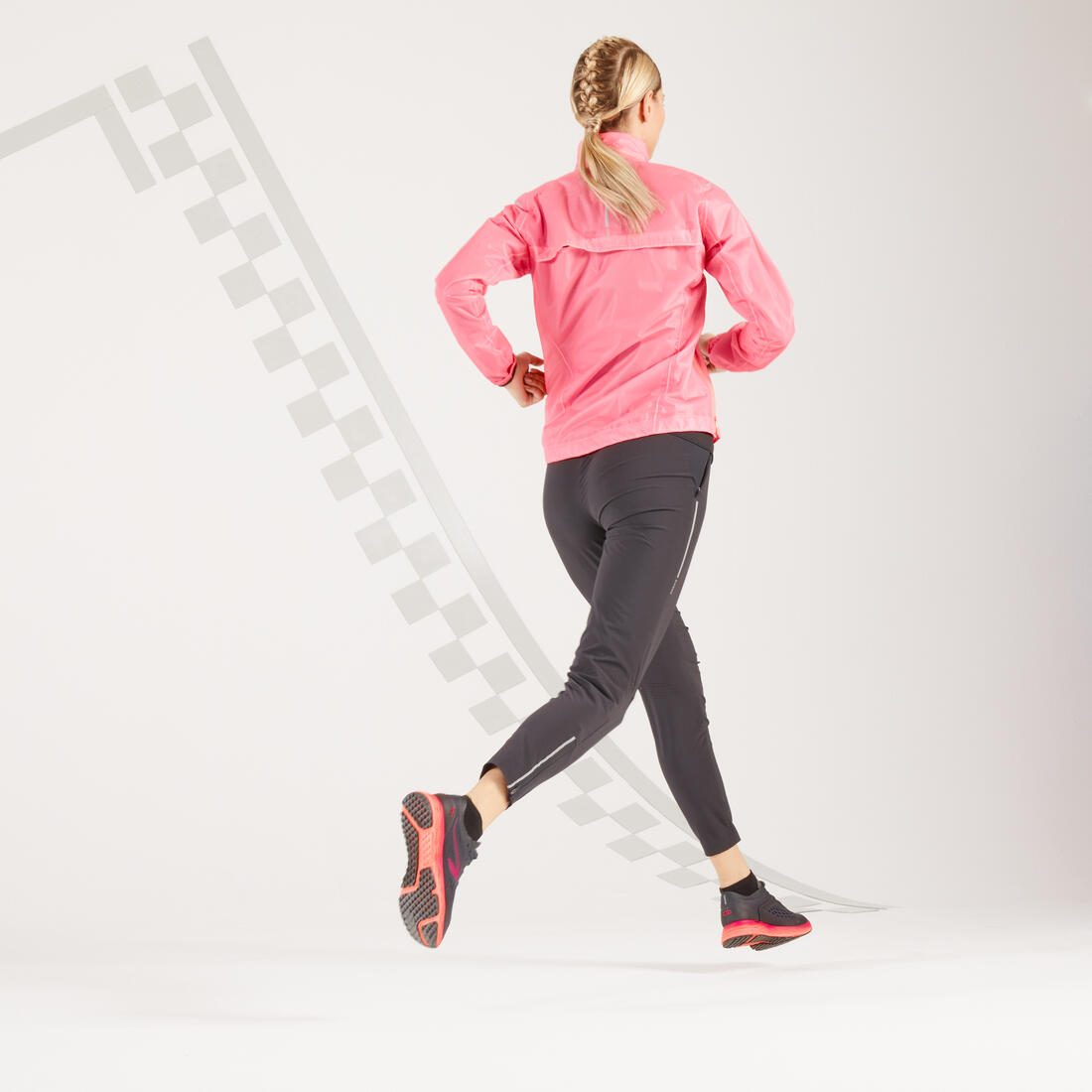 PANTALON RUNNING FEMME COUPE FITTEE - KIPRUN LIGHT NOIR