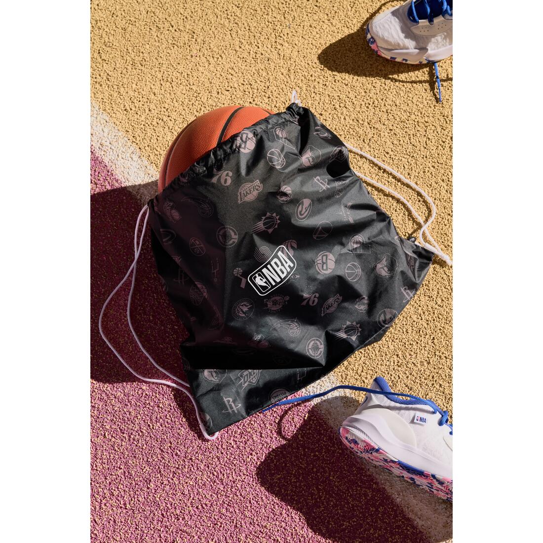 Sac à dos de basket NBA 12 litres à cordons, noir