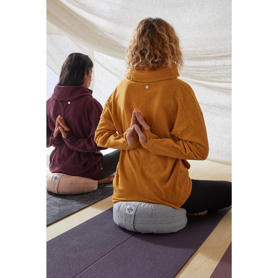 Zafu coussin rond de yoga et méditation, gris chine