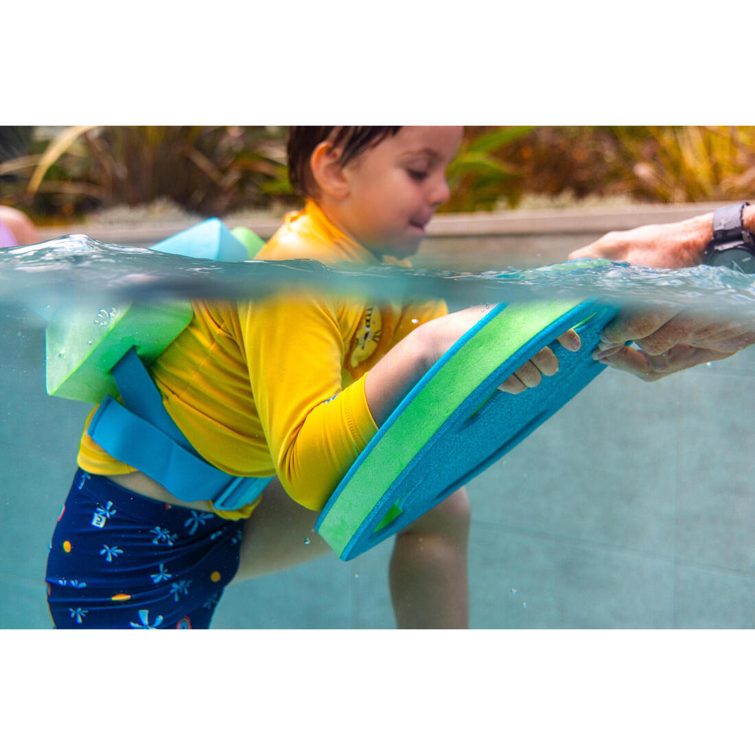 Boxer de bain bébé / enfant bleu imprimé crabes