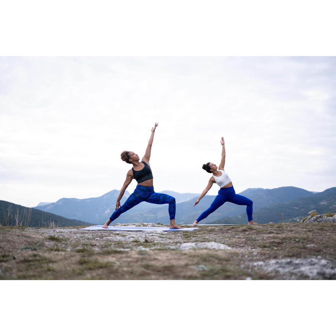 LEGGING YOGA LONG SANS COUTURE FEMME