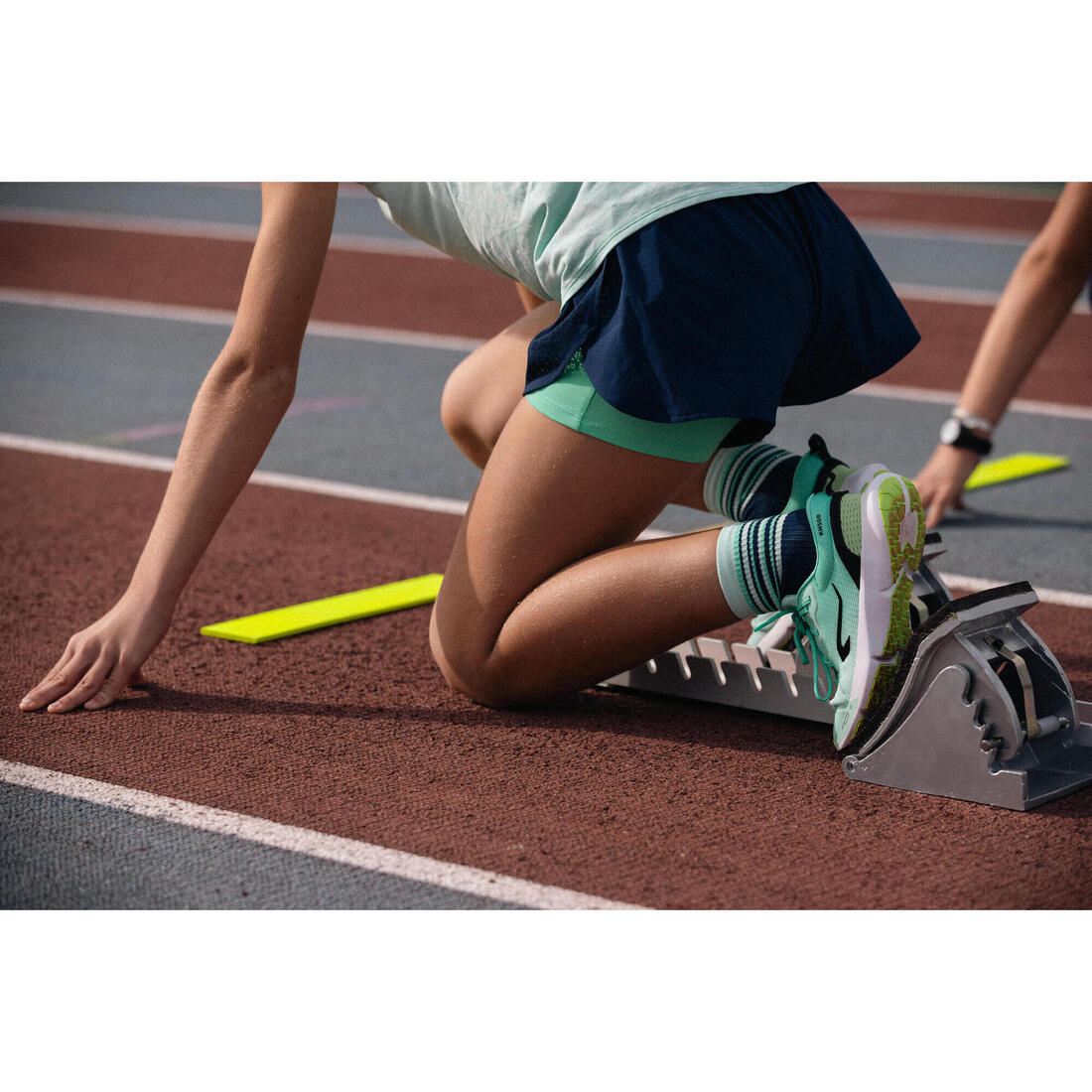 Chaussures de running drop 0 Enfant - KIPRUN KN500 vertes jaunes noires