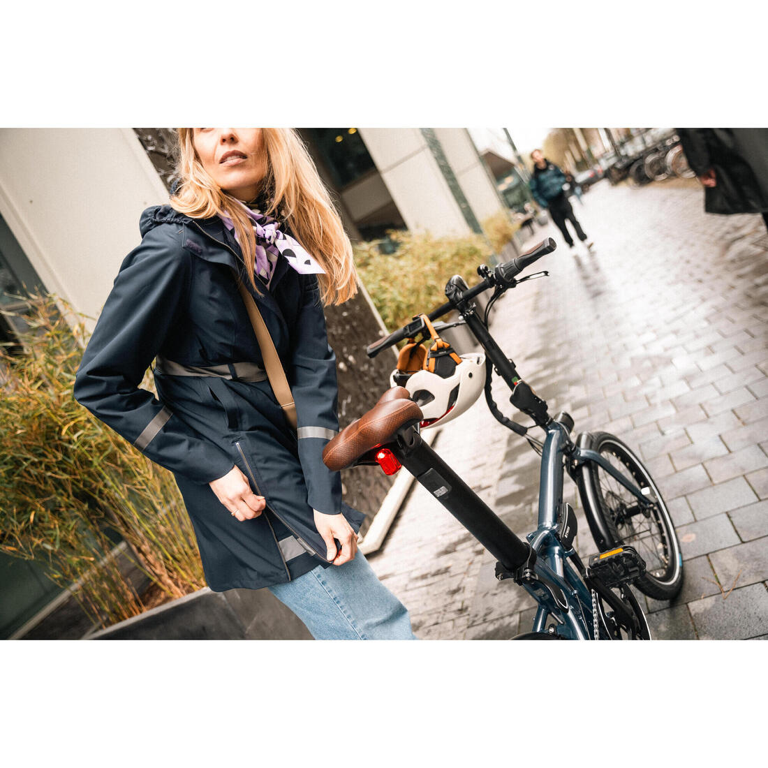 Trench femme imperméable avec capuche - vélo ville