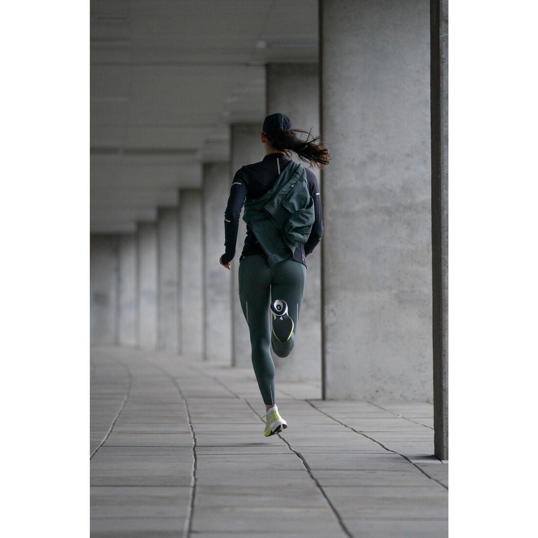 Casquette de running pluie adulte - kiprun déperlante 5 panel noir