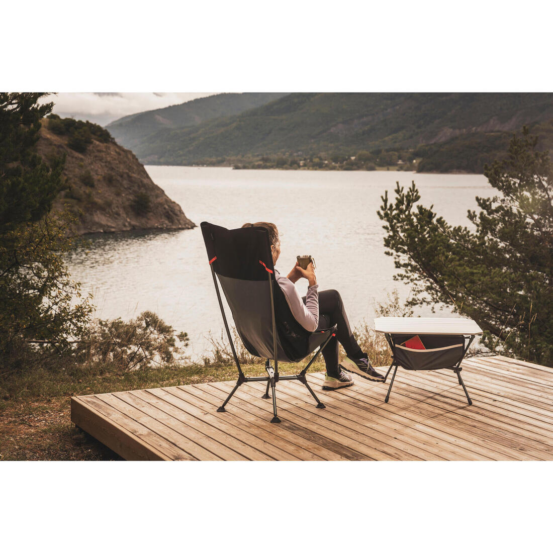 Chaise basse de camping, ultra compacte et avec dossier haut, 900 XL