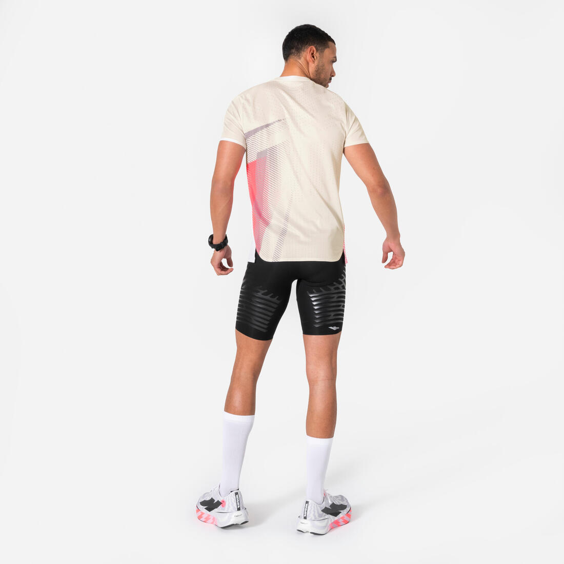 T-shirt de running Homme, Kiprun PROTEAM beige rose