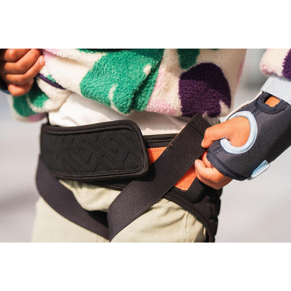 Protection fessier, coccyx, crash pad ajustable enfant roller, quad, skateboard