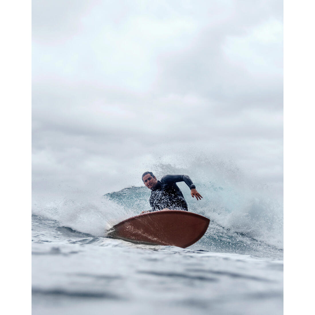 Planche de surf fish 6'1 avec boitiers Futures sans ailerons