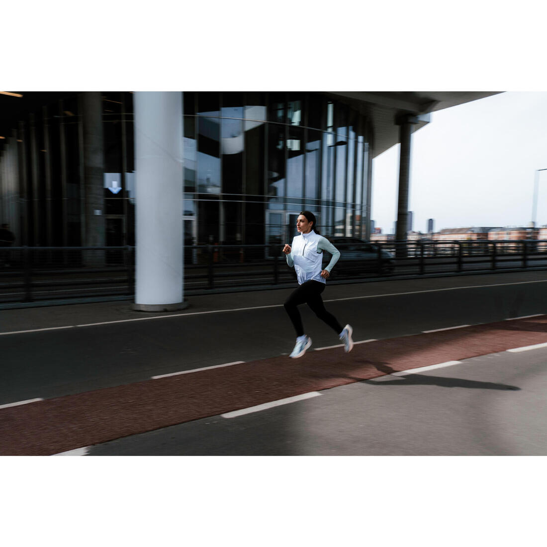 Veste running sans manche coupe vent Femme, KIPRUN Run wind 500