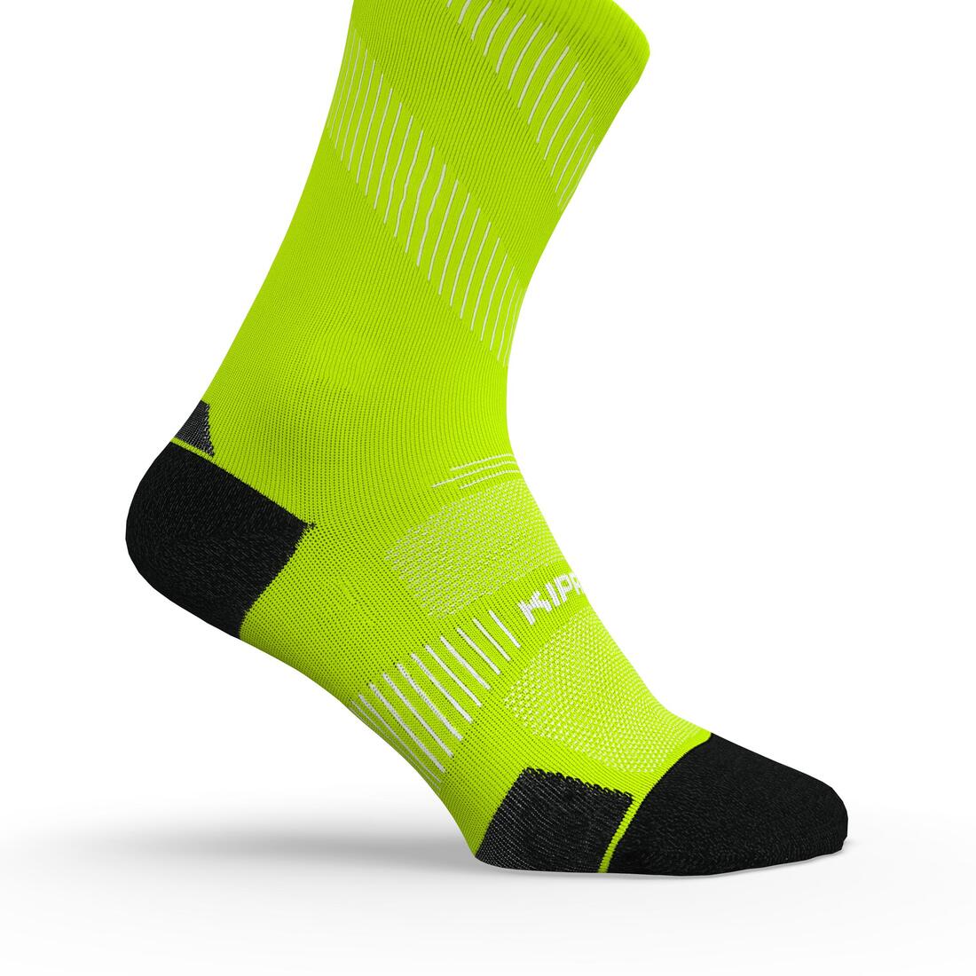 CHAUSSETTES DE RUNNING RUN900 FINES MI-MOLLET JAUNE FLUO