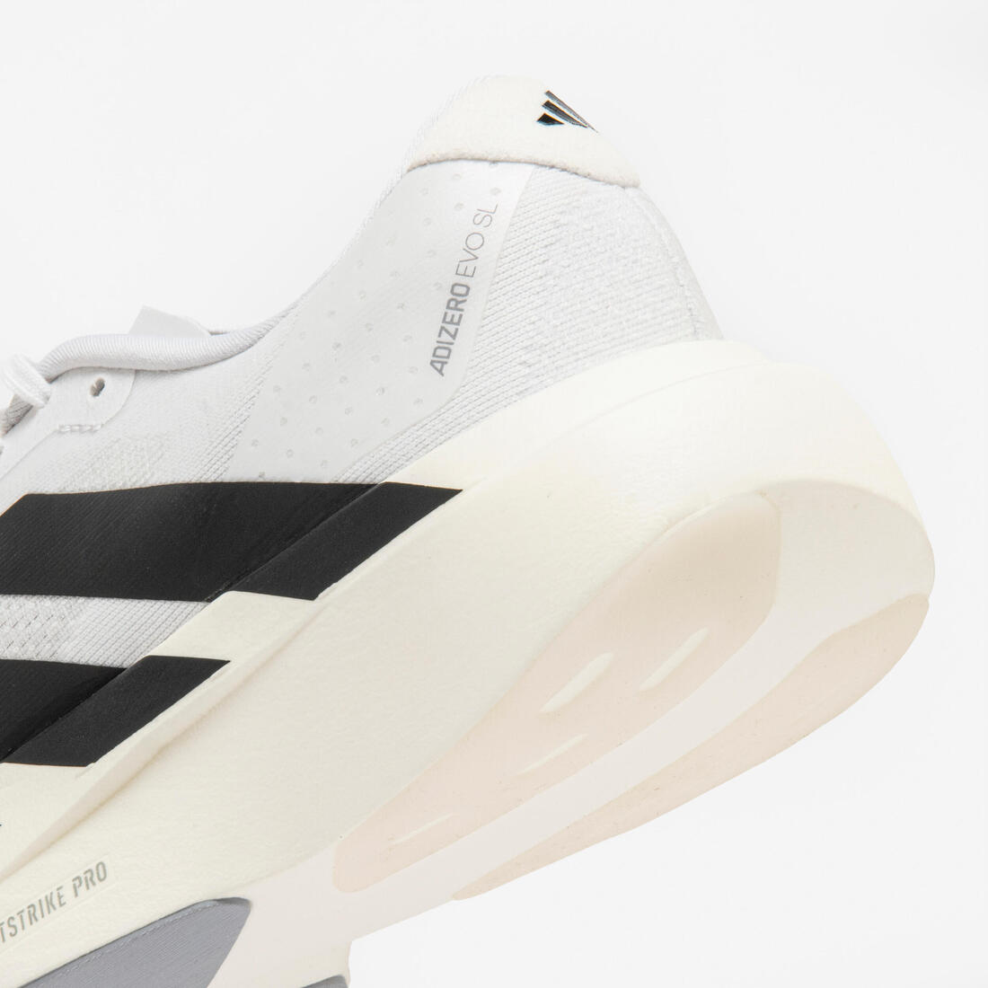 Chaussures running femme, adidas Adizero Evo SL noires et blanches