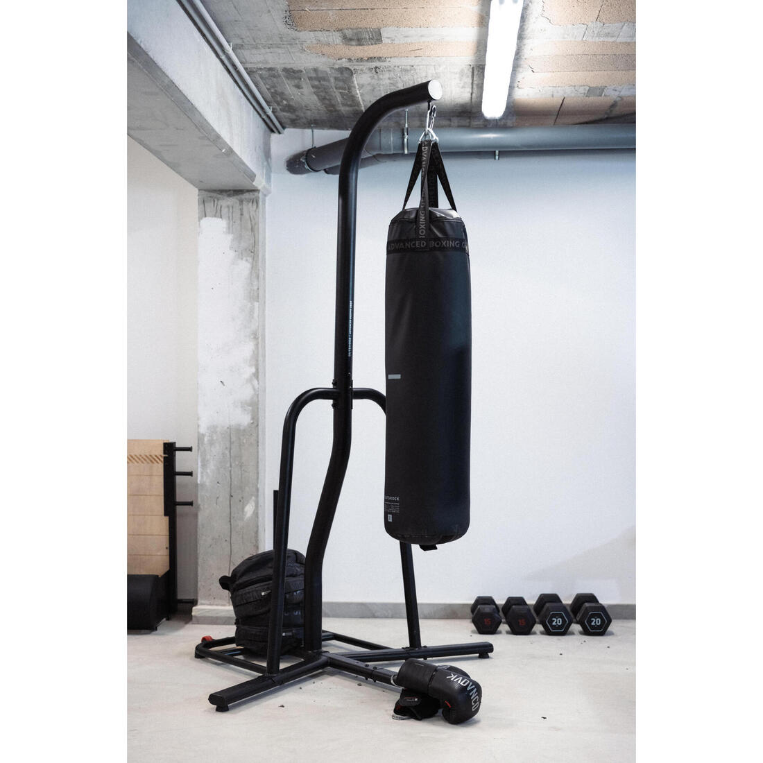 Support autoportant 900 pour sac de frappe, lestable et polyvalent