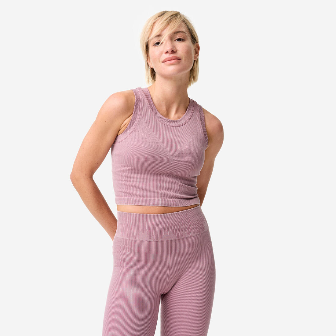Débardeur court côtelé seamless avec brassière intégrée effet délavé