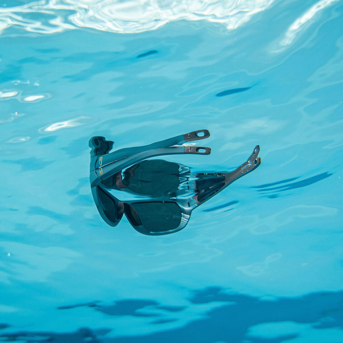 Lunettes de soleil polarisées flottantes voile adulte 500 taille M noir