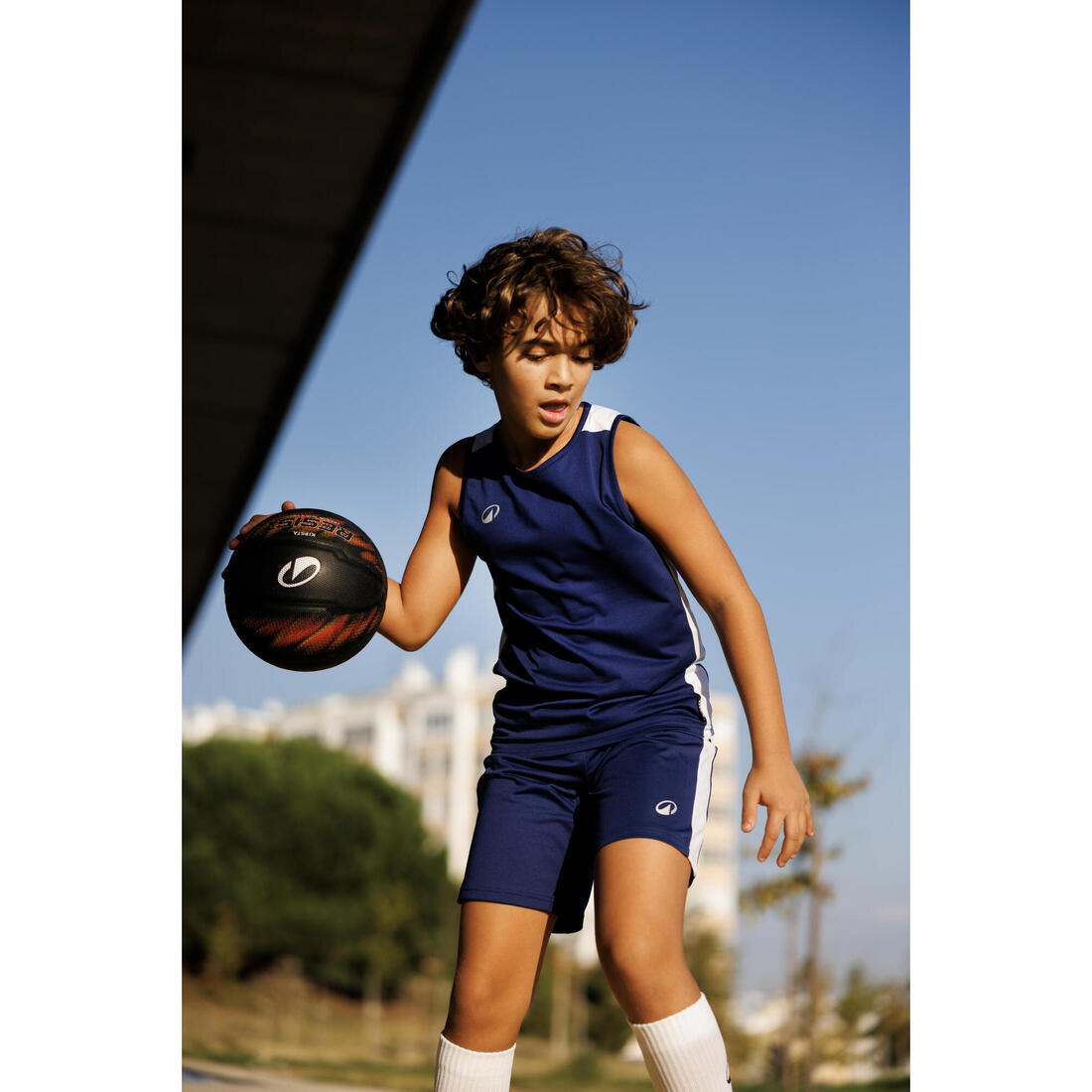 Ballon de basketball taille 5 - RESIST R500