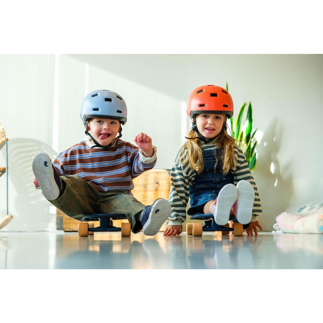 SKATEBOARD ENFANT A PARTIR DE 18 MOIS PLAY 100