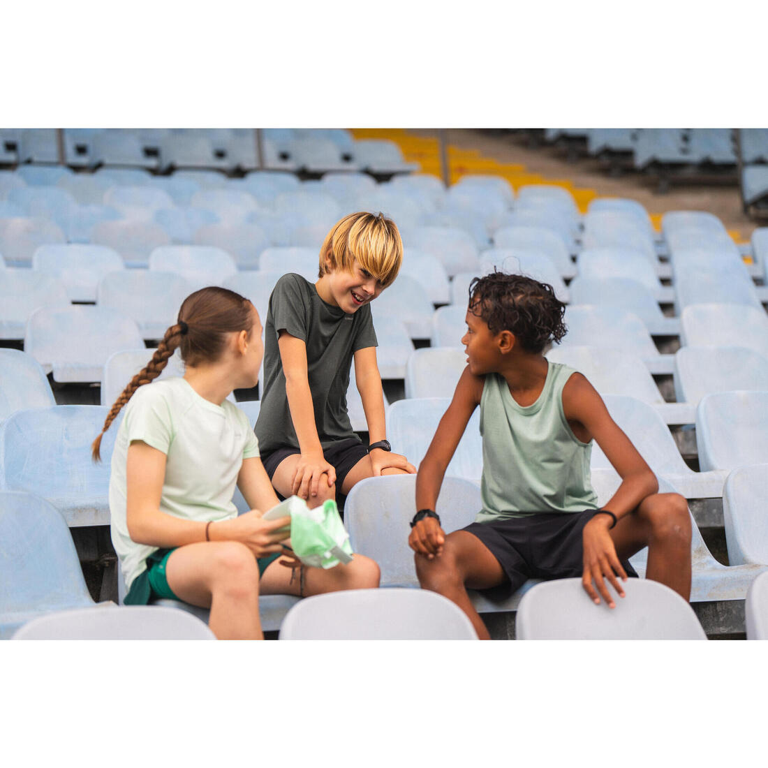 T-Shirt running sans couture Enfant - KIPRUN TS LIGHT 900 kaki