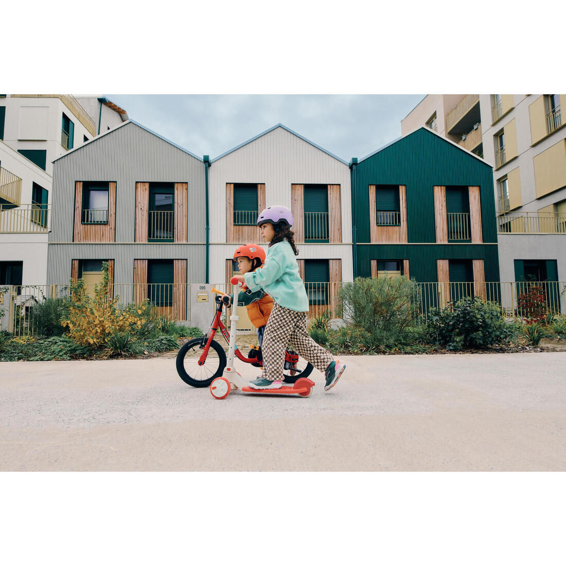 Casque enfant roller skateboard trottinette B100