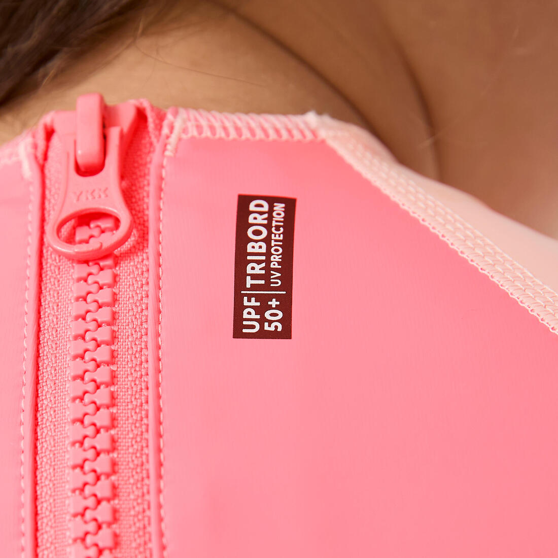 Combinaison anti uv bébé kloupi rose imprimé arc en ciel