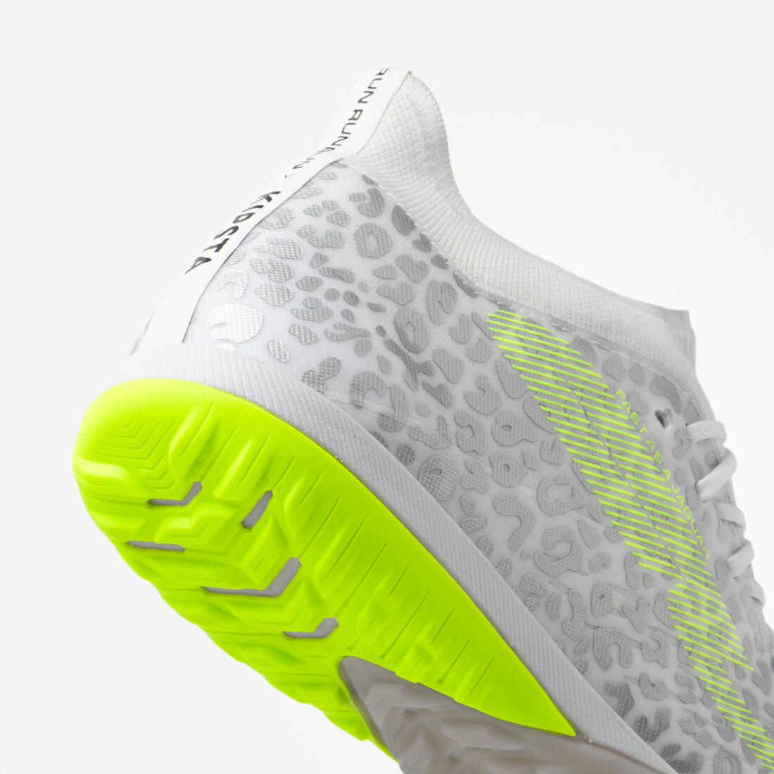Chaussure de football terrain dur CLR TF bordeaux et