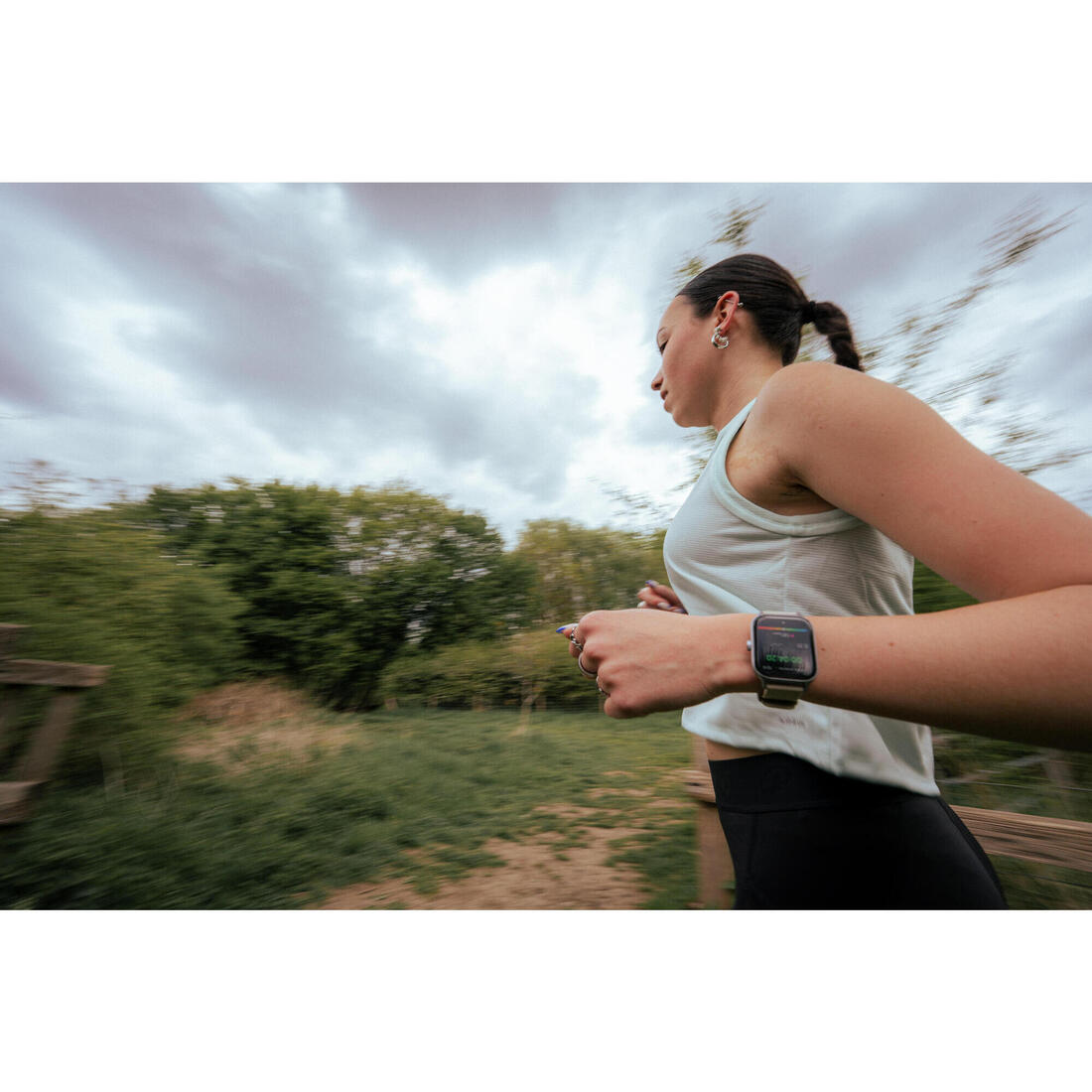 Montre connectée sport GPS Fit 100 S