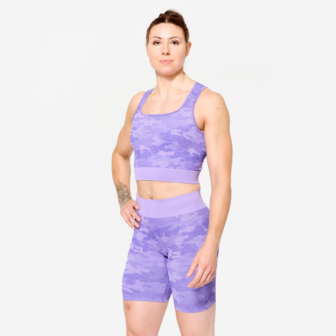 Crop top de fitness motif camo