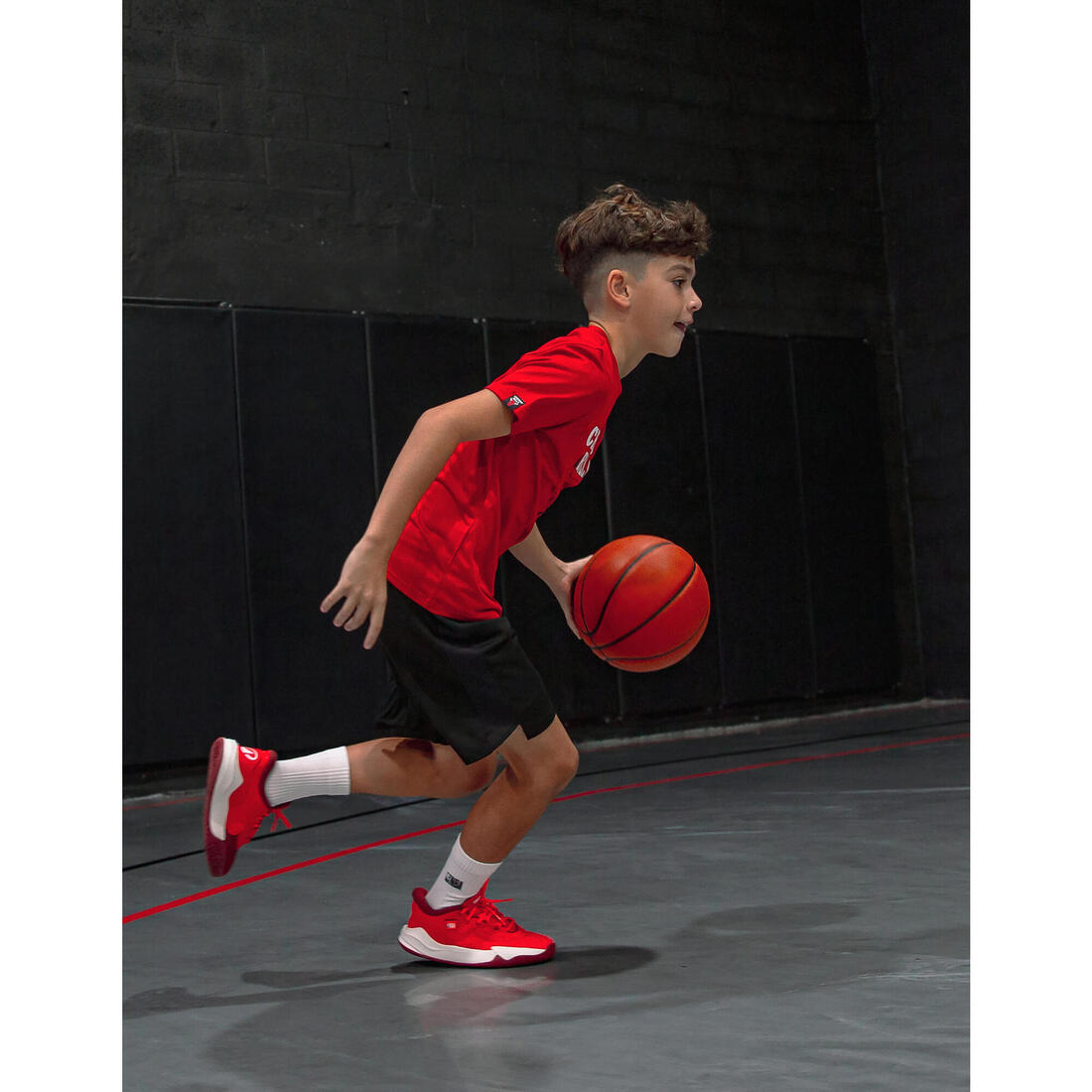 Chaussures de basketball NBA Chicago Bulls enfant - FAST 900 LOW-1