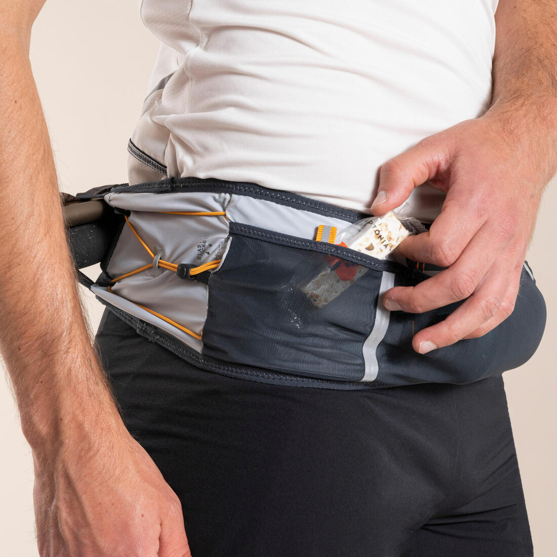 Ceinture hydratation trail running - porte bâtons