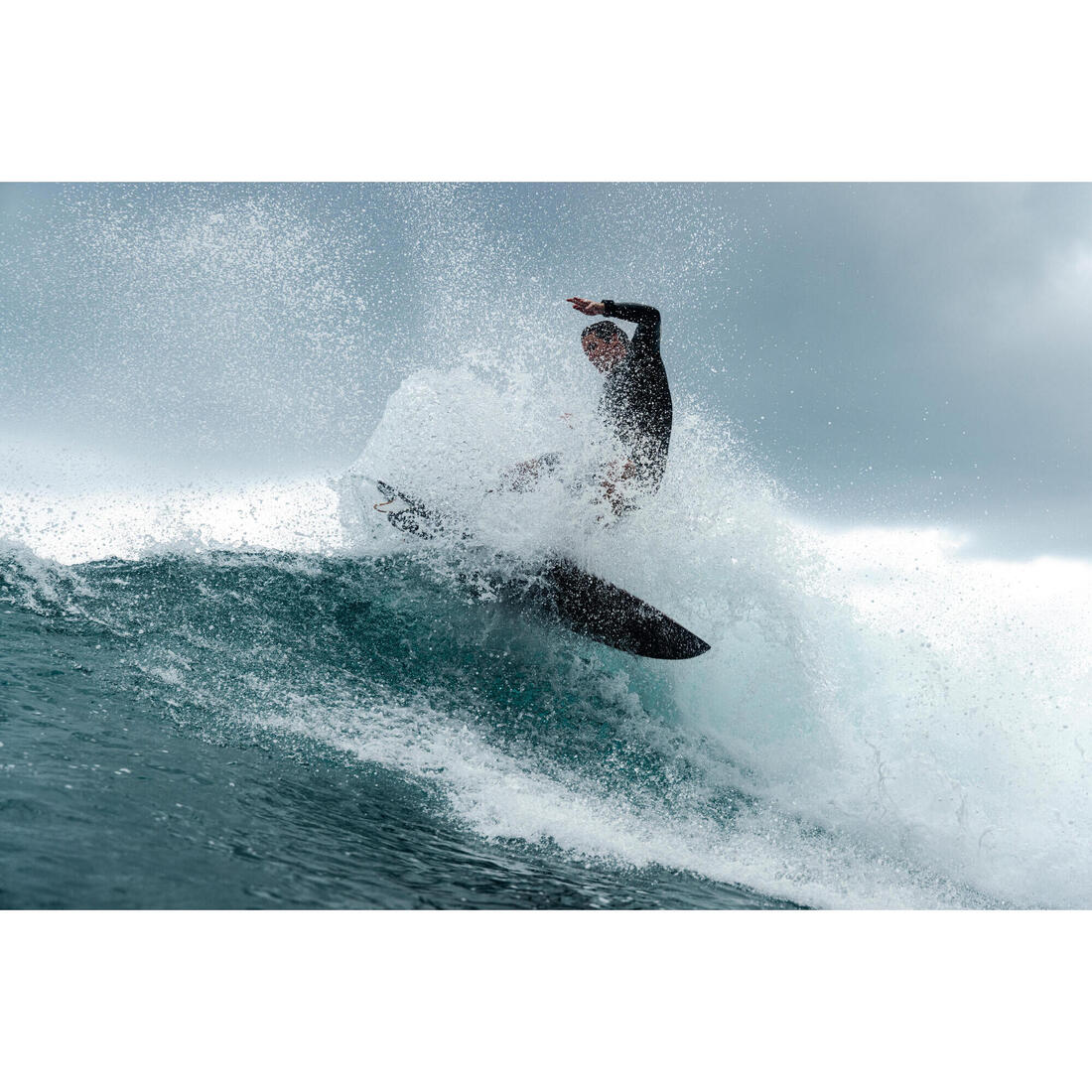 Planche de surf fish 6'1 avec boitiers Futures sans ailerons