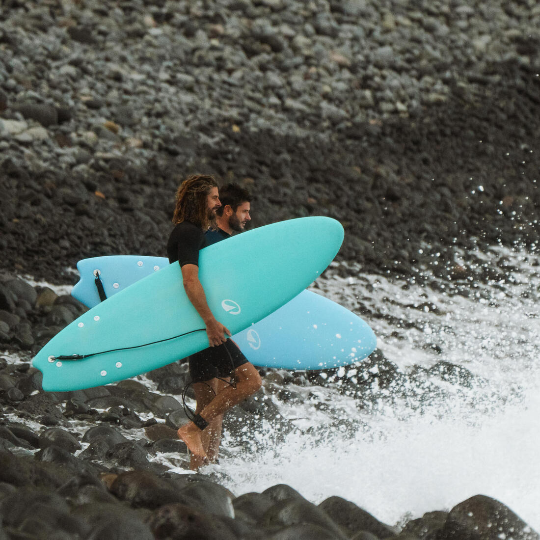 Planche de surf en mousse 6' swallow tail 49L - bleu ciel