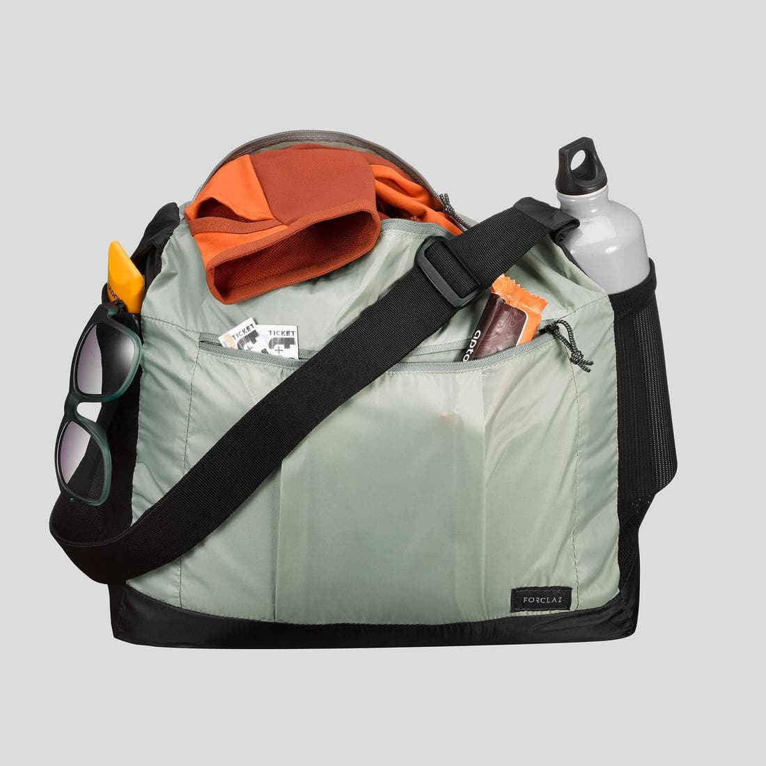 Besace compacte de trek voyage TRAVEL 15L verte