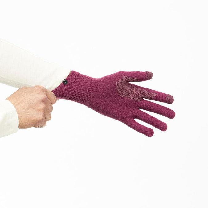 Sous-gants tactiles de trekking montagne - TREK 500 violet unisexe
