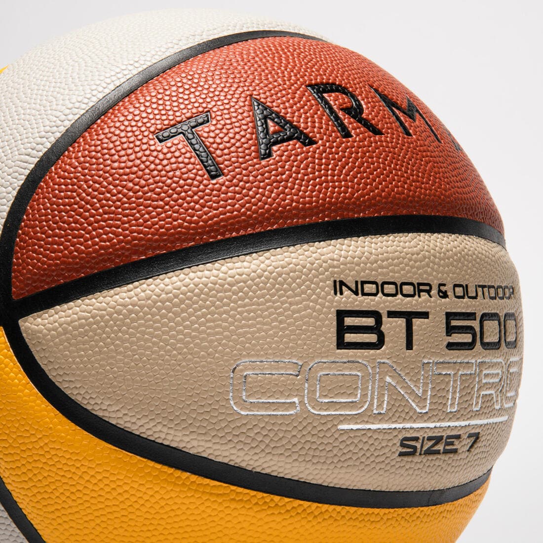 Ballon de basket BT500 taille 7 Marron Fiba garçon et homme à partir de 13 ans.