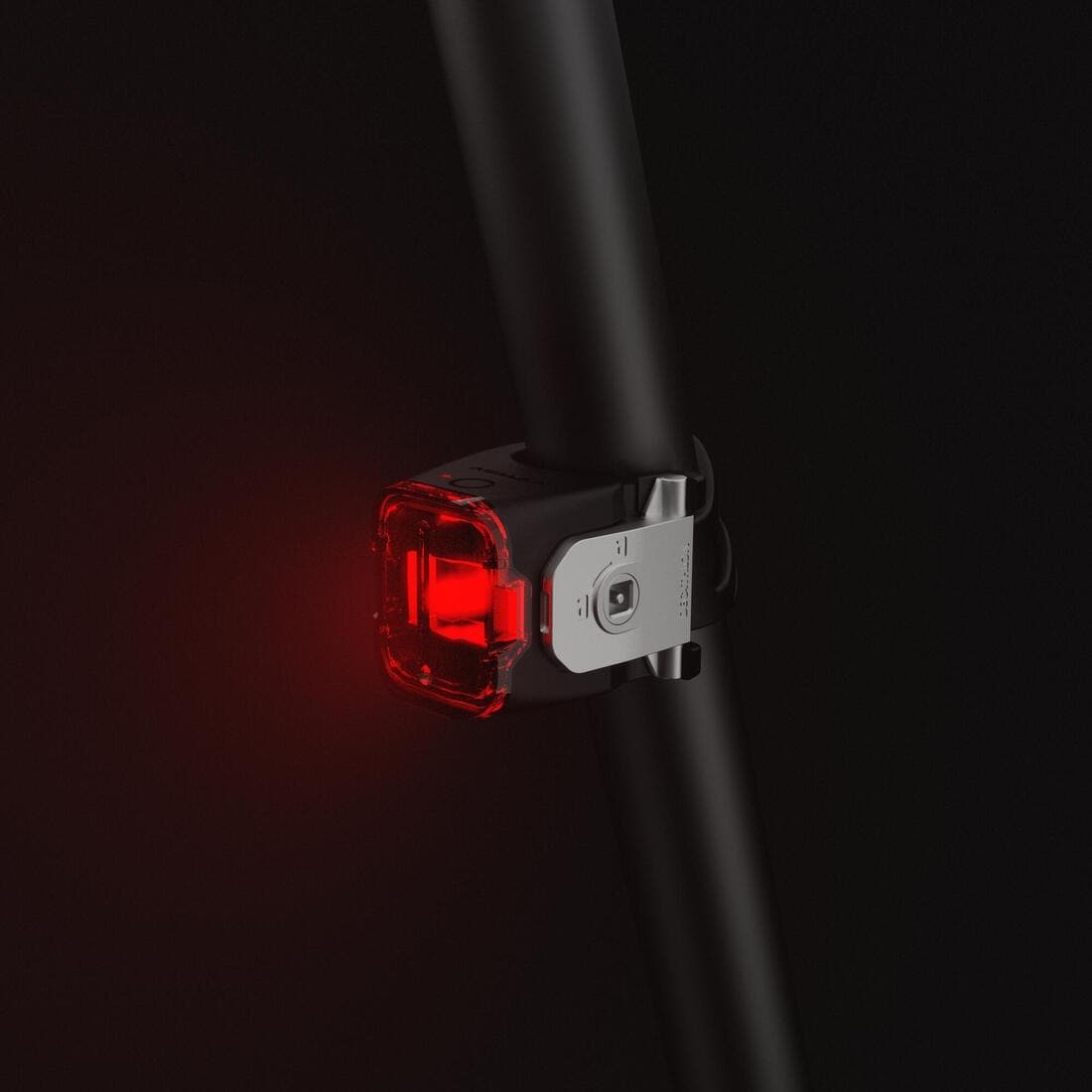 ECLAIRAGE VELO LED RL 520 ARRIERE LOCK USB