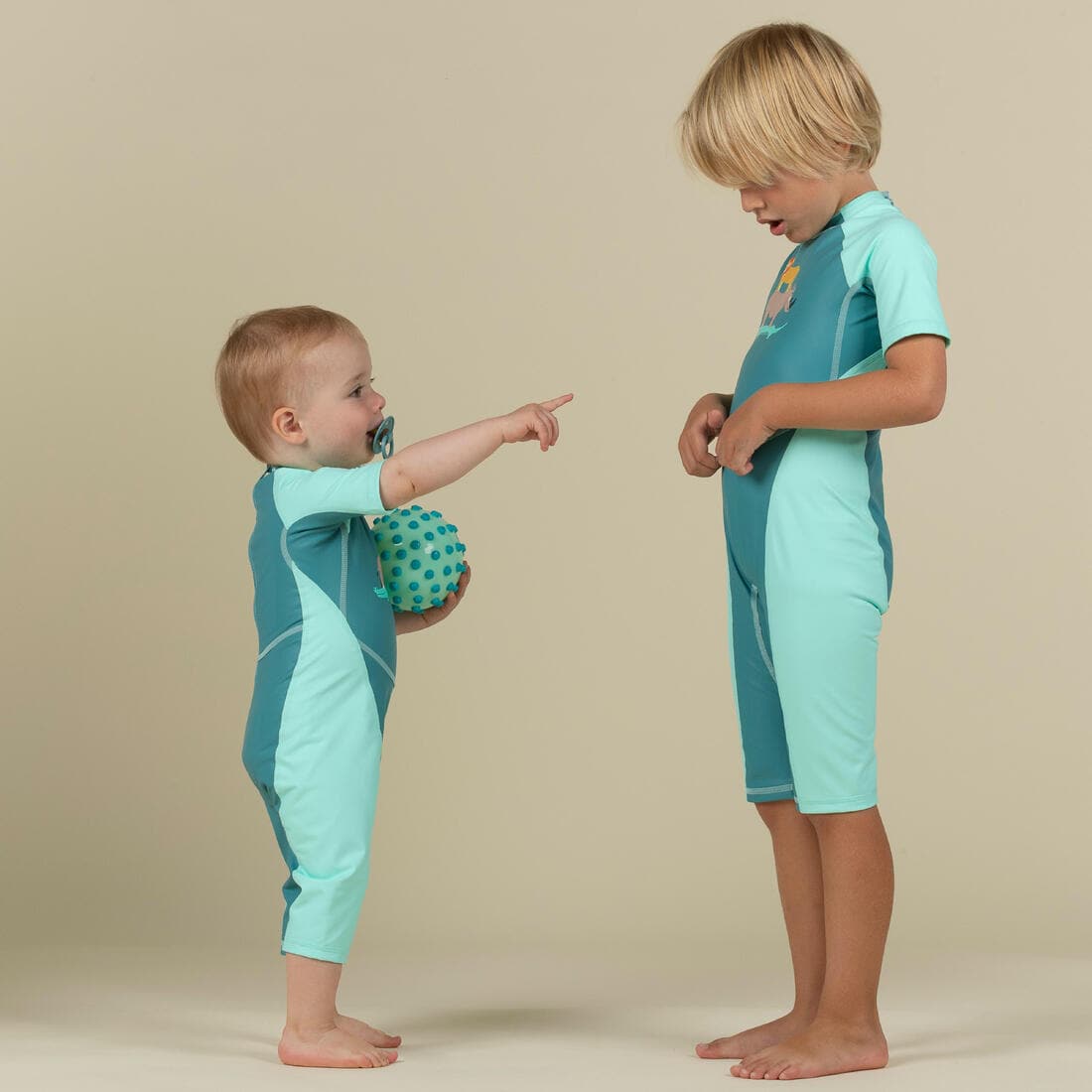 Combinaison anti UV bébé kloupi bleu et vert imprimé PANDA