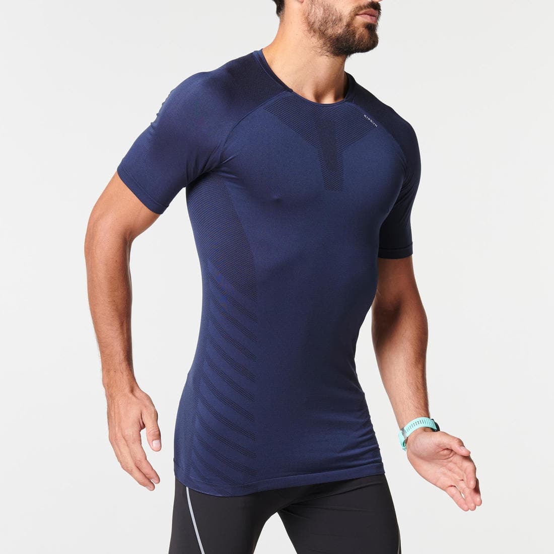 T-SHIRT RUNNING HOMME RESPIRANT KIPRUN SKINCARE