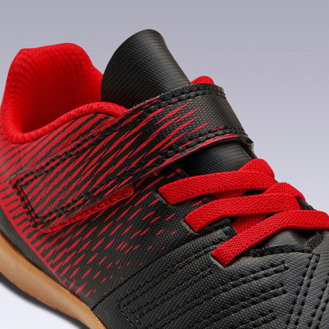 Chaussures de Futsal 100 enfant noir rouge