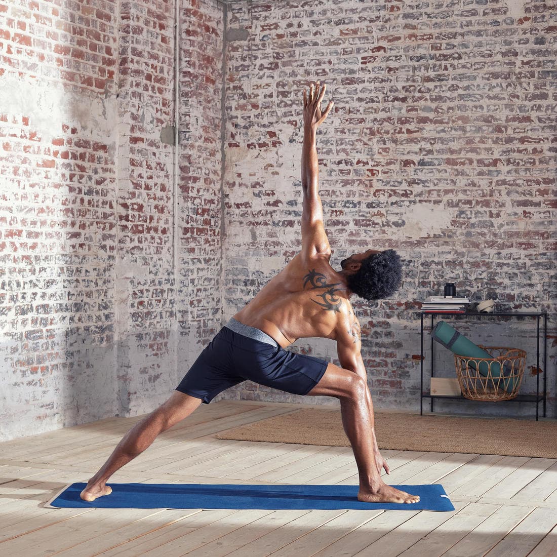 SHORT HOT YOGA ET IYENGAR HOMME GRIS FONCE