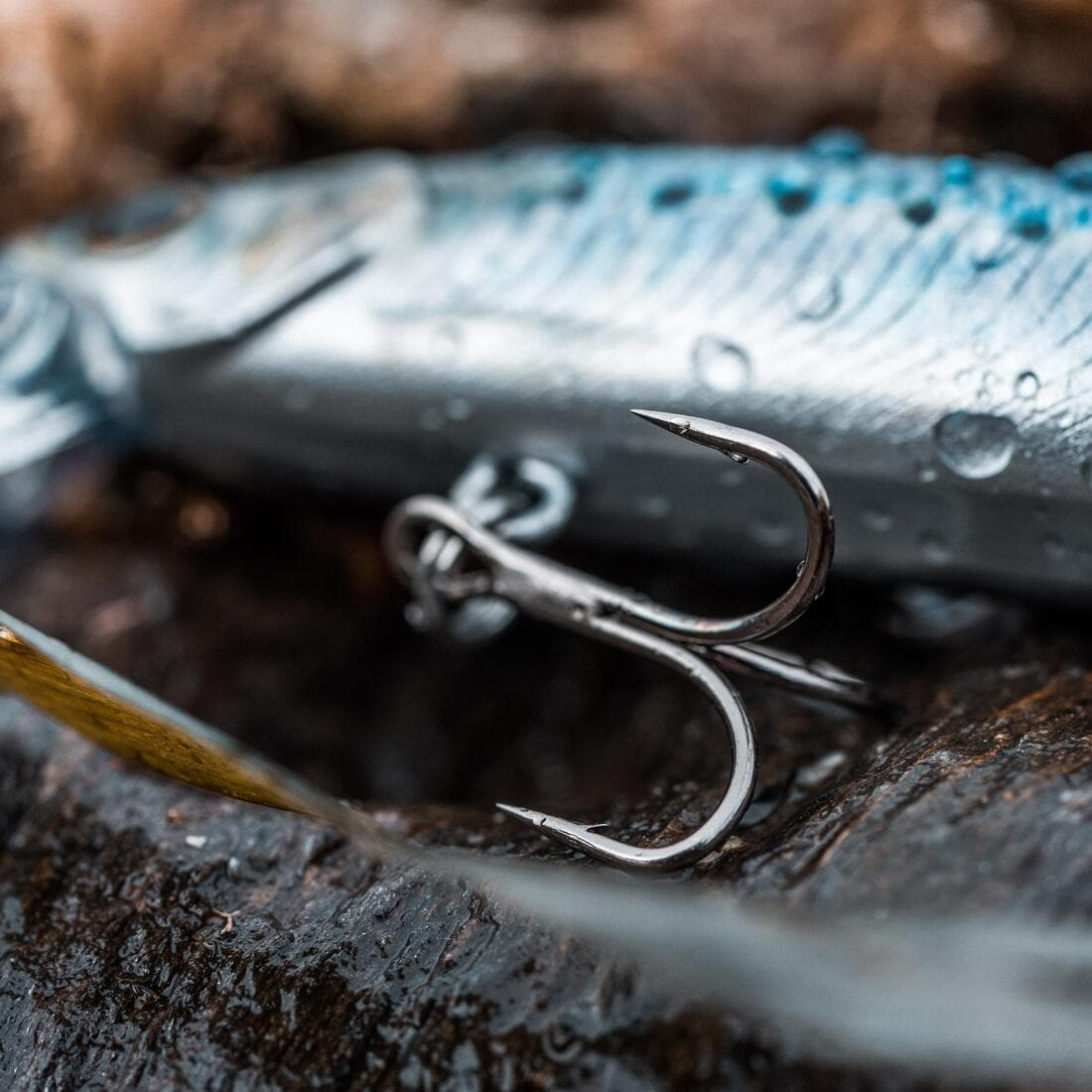 Poisson nageur SAXTON 75S au leurre en mer