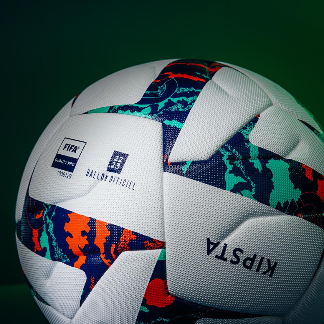 BALLON DE FOOTBALL LIGUE 2 BKT OFFICIEL MATCH BALL 2022 AVEC BOÎTE