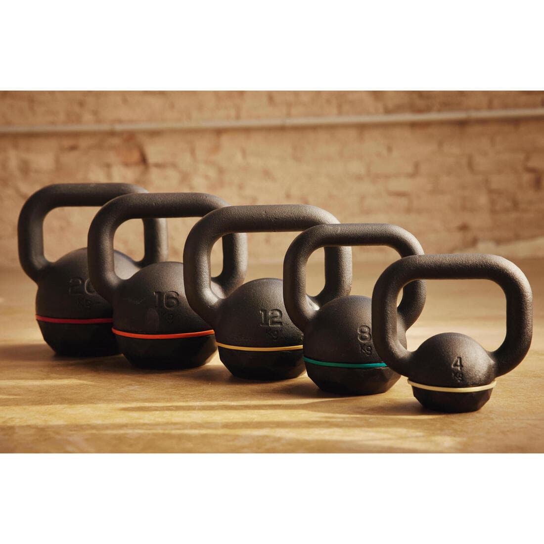 Kettlebell en fonte et base caoutchouc - 20 kg