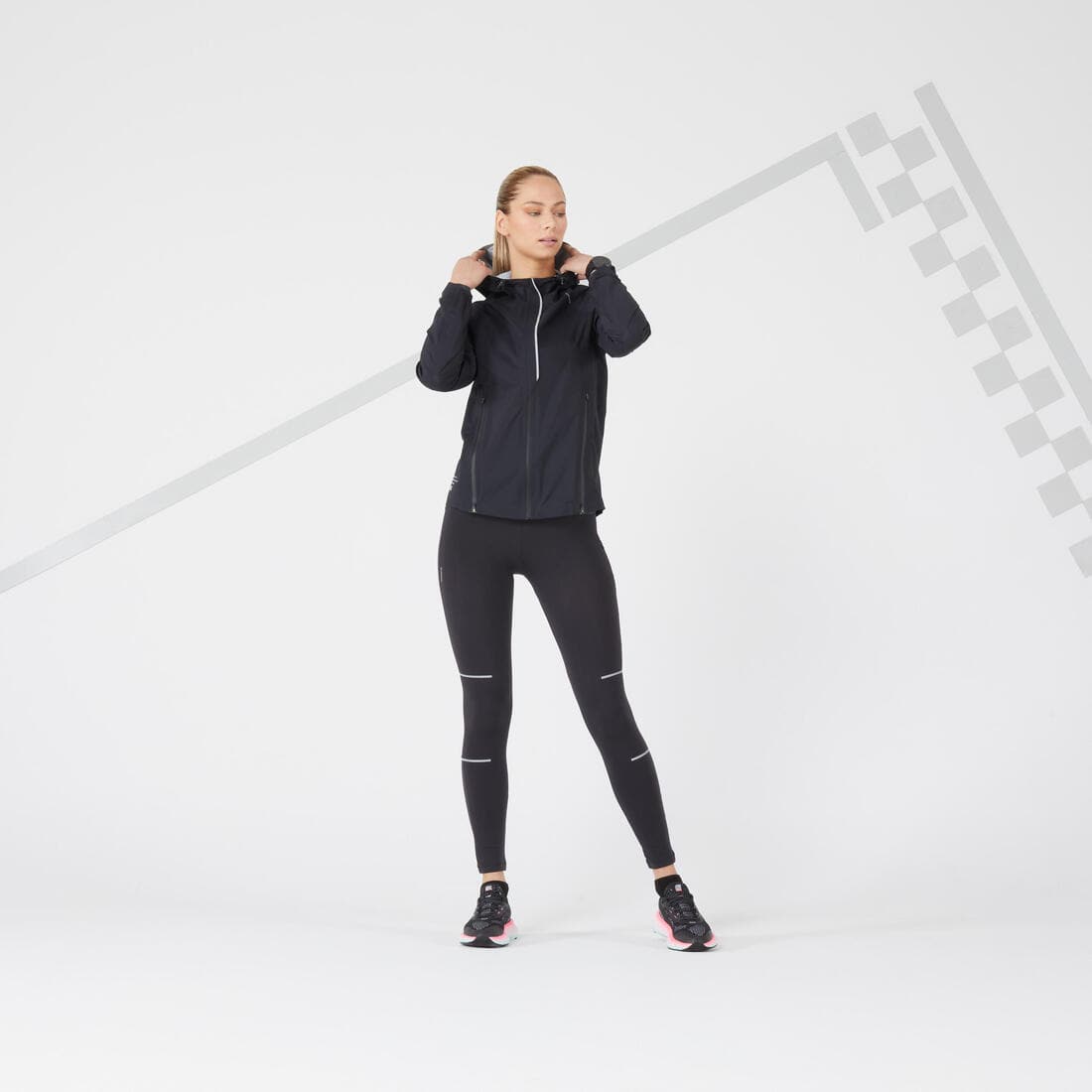 VESTE RUNNING FEMME IMPERMEABLE COUPE-VENT - KIPRUN RAIN+ NOIR